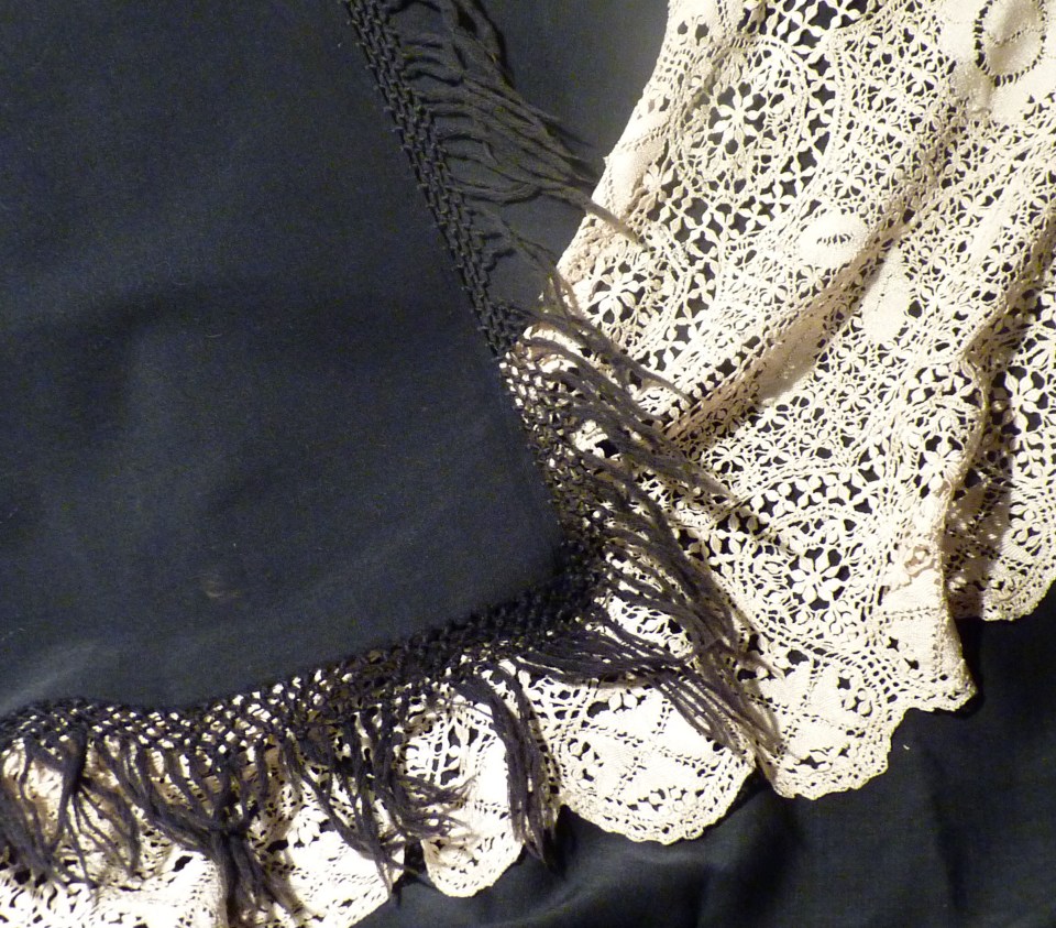shawl detail
