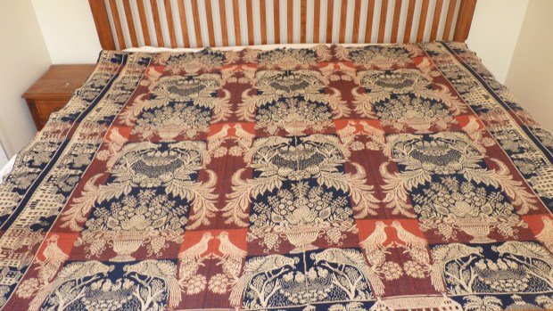 Jacquard coverlet reverse
