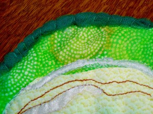 The bunched netting covers the raw edges.