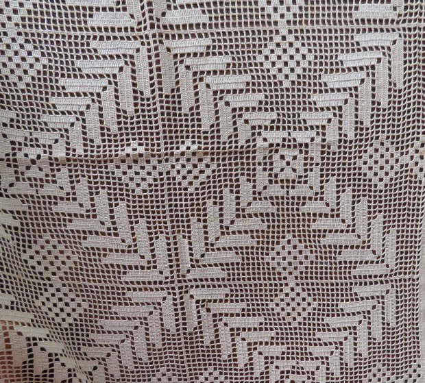 Lacy tablecloth #2 - just geometric.