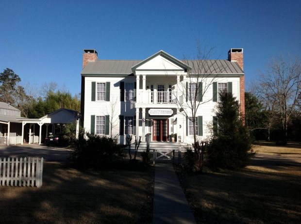 The Oaks of Montgomery antique store